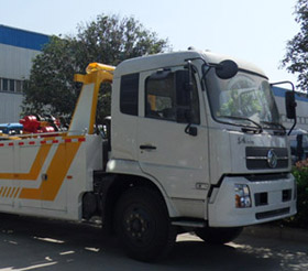 东风天锦清障车