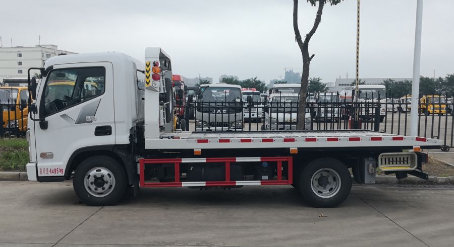 现代盛图蓝牌清障车(轿车化配置)