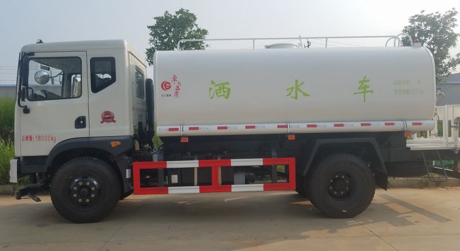 东风T3洒水车(10吨--15吨)