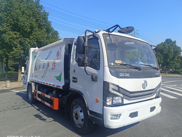 9方压缩垃圾车