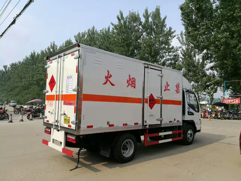 江淮4米2(3.5吨)爆破器材车